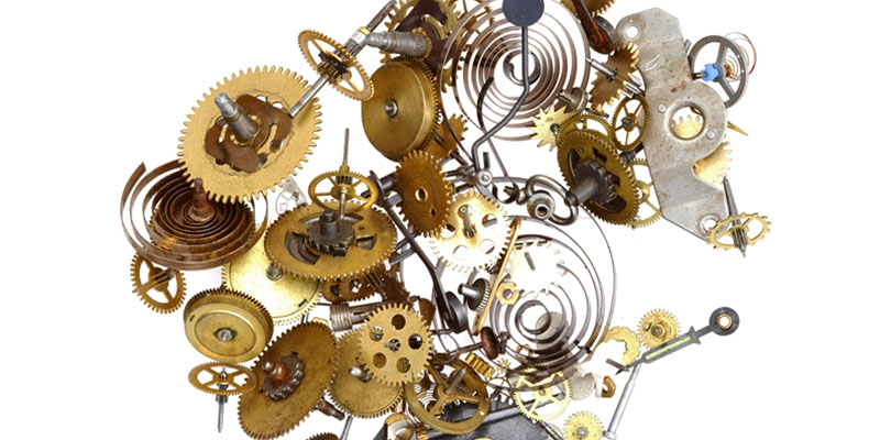 对模具加工制造提出了极大的挑战